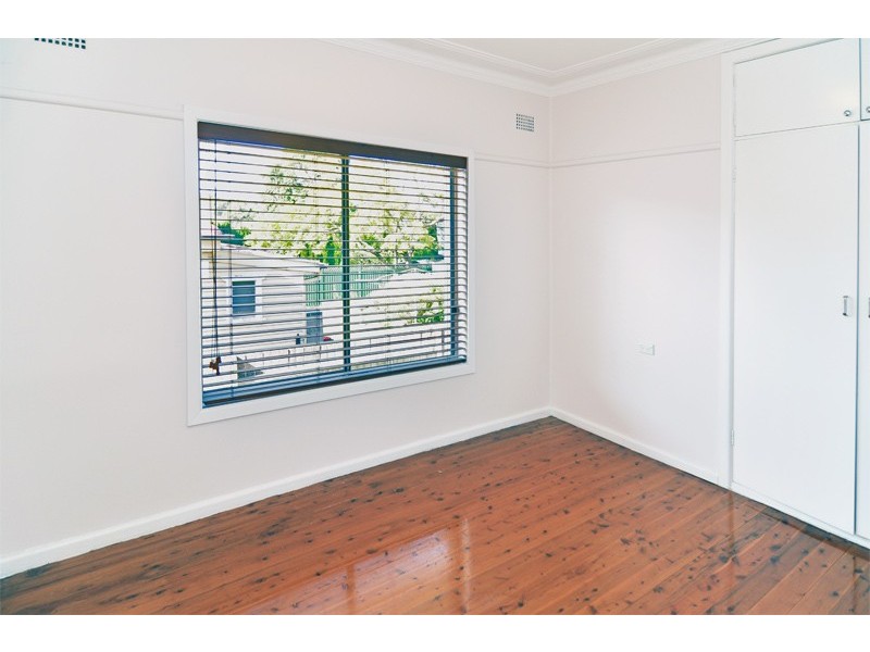 1 Tyalla Ave, Frenchs Forest NSW 2086