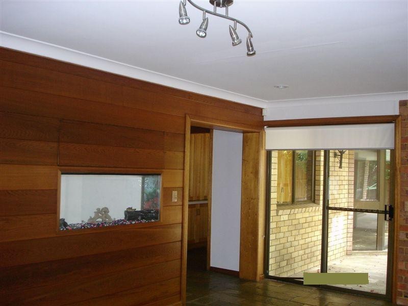 4 Leinster Ave, Killarney Heights NSW 2087