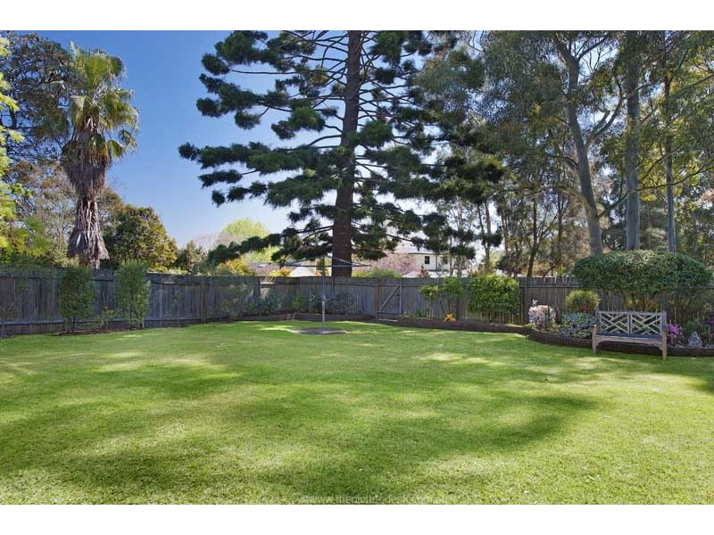 11 Bentley Avenue, Forestville NSW 2087