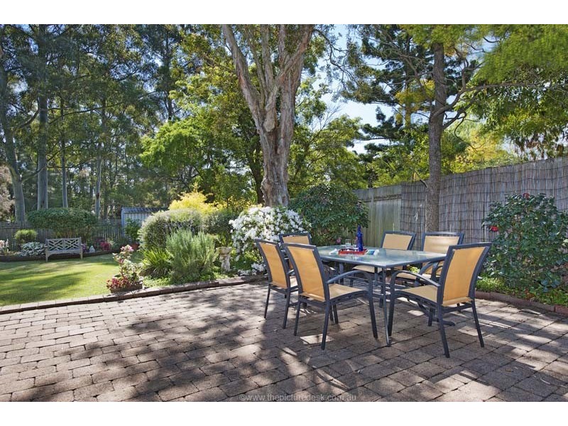 11 Bentley Avenue, Forestville NSW 2087