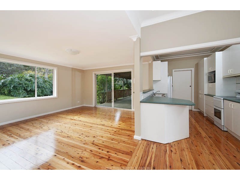 4 Moonbi Crescent, Frenchs Forest NSW 2086