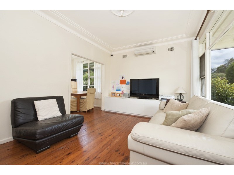 23 Woodlands Road, Forestville NSW 2087