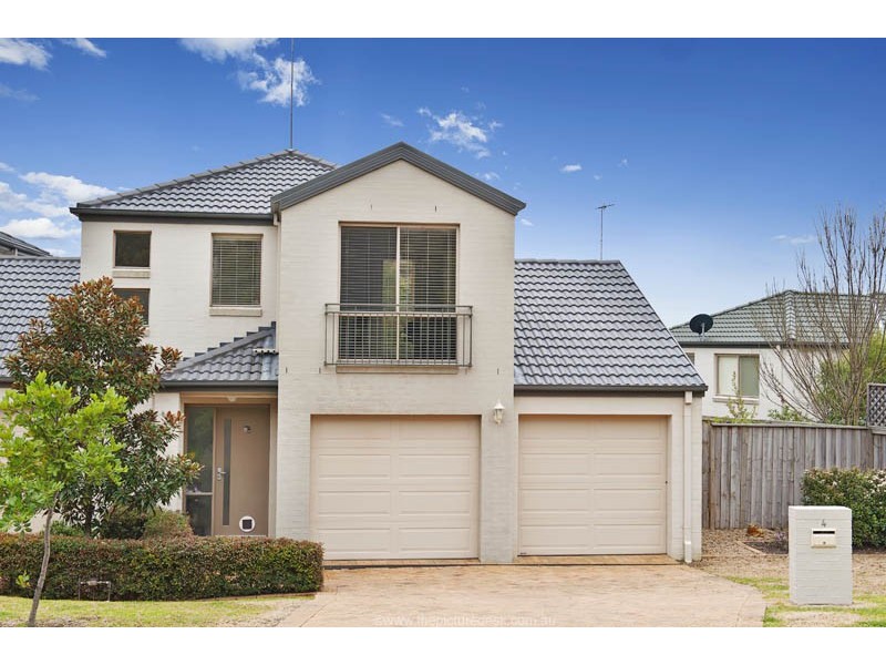 4 Belmount Place (off Childs Circuit), Belrose NSW 2085