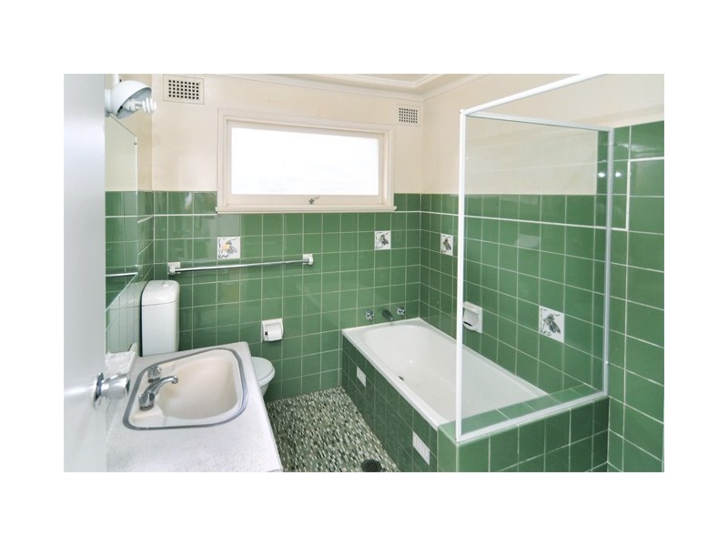 52 The Esplanade, Frenchs Forest NSW 2086