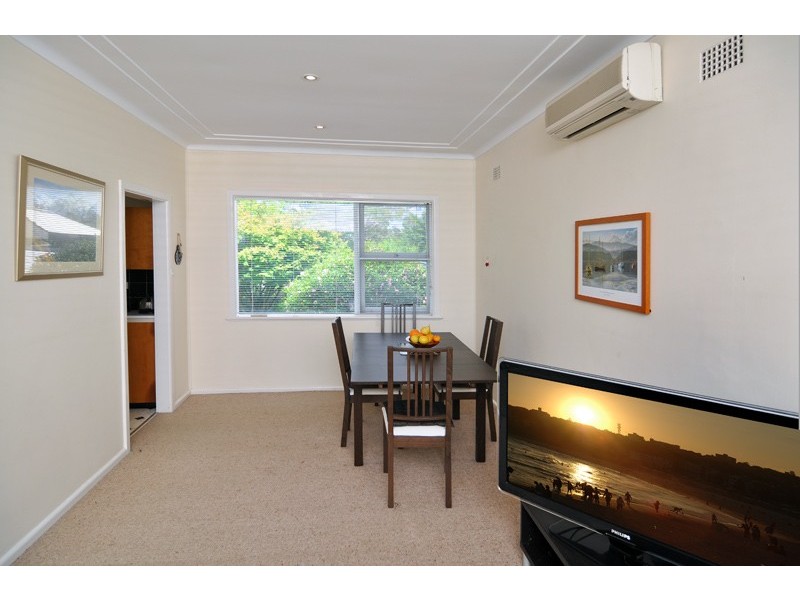 6 Woodside Grove, Forestville NSW 2087