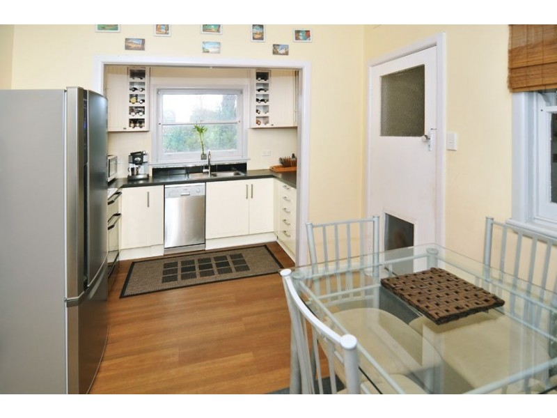 590 Warringah Road, Forestville NSW 2087