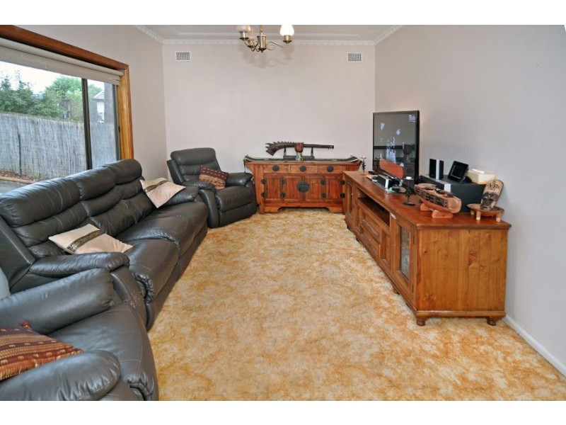 590 Warringah Road, Forestville NSW 2087