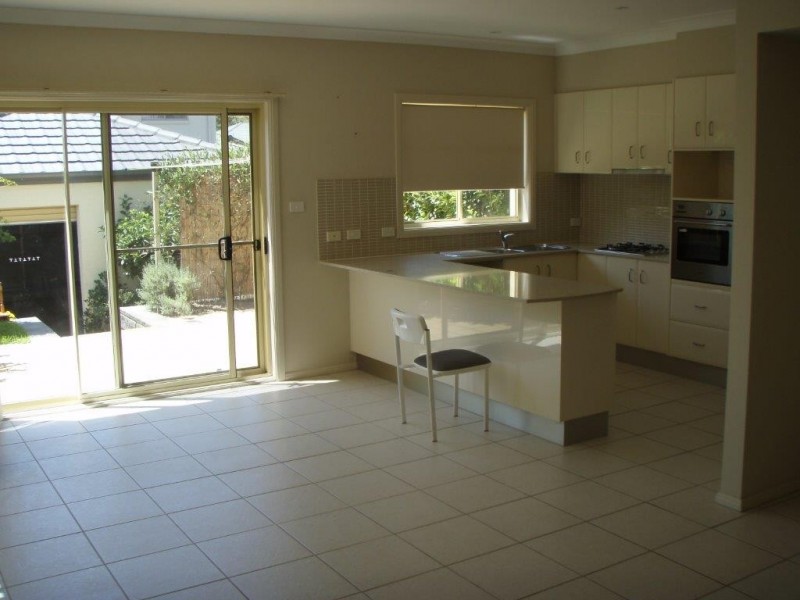 26 Honeyeater Grove, Warriewood NSW 2102