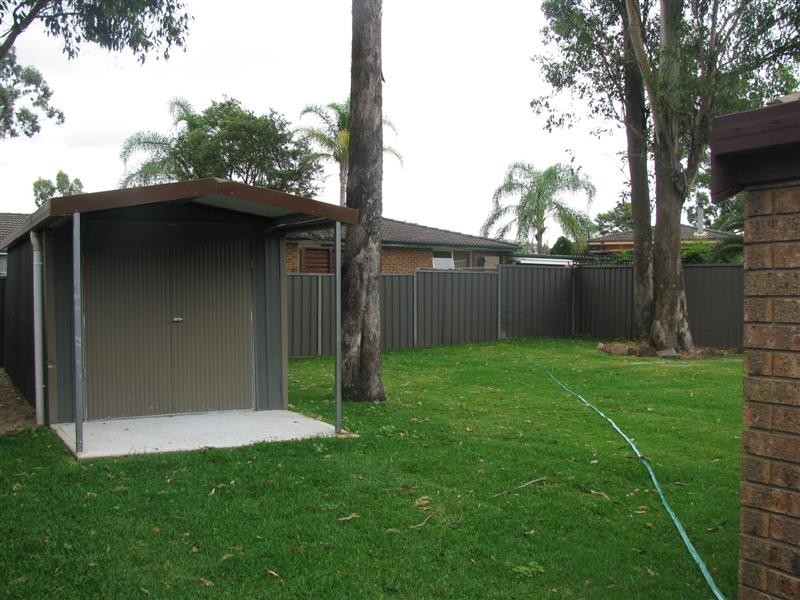 19 Snailham Crescent, South Windsor NSW 2756