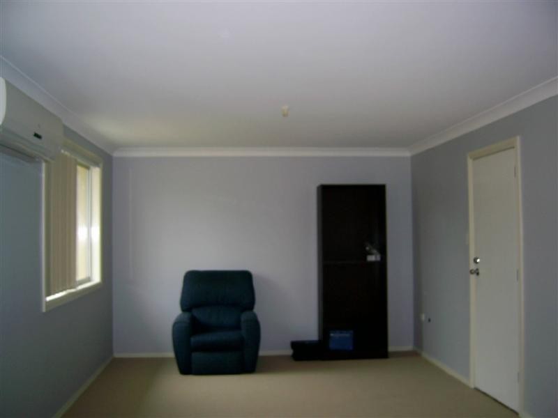 1 and 2 / 13 Cornwell Avenue, Richmond NSW 2753