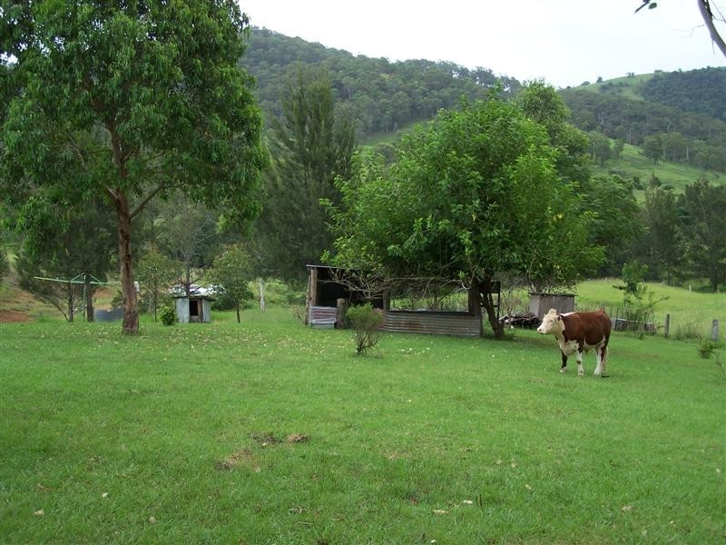 7365 Oxley Highway, Yarras NSW 2446