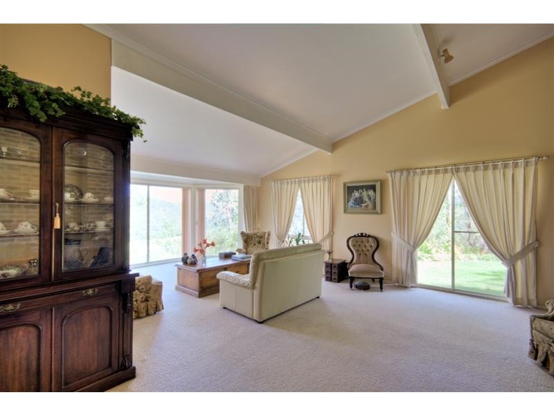 733 River Road, Lower Portland NSW 2756