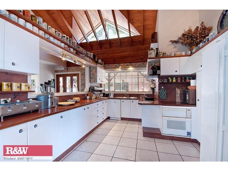 14 Red Gum Crescent, Bowen Mountain NSW 2753