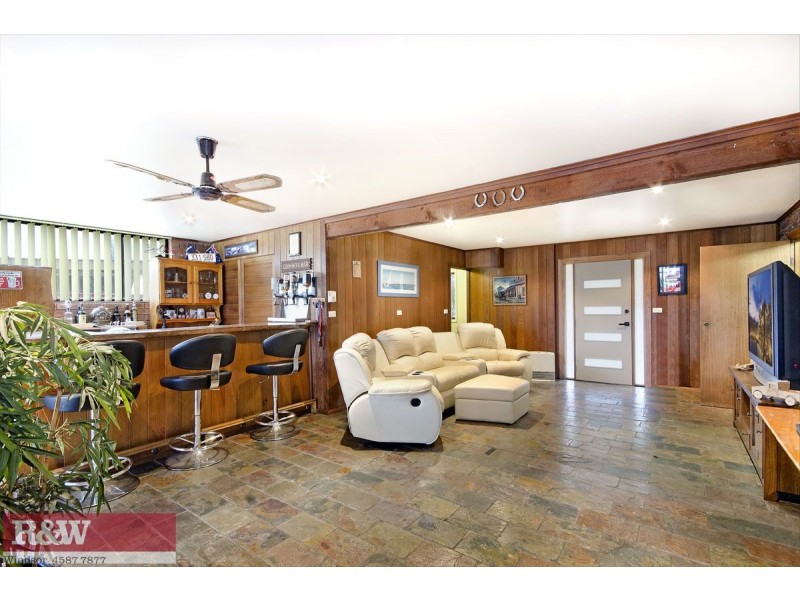 3 Crossley Avenue, Mcgraths Hill NSW 2756