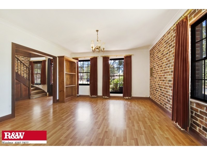 264 Lieutenant Bowen Drive, Bowen Mountain NSW 2753