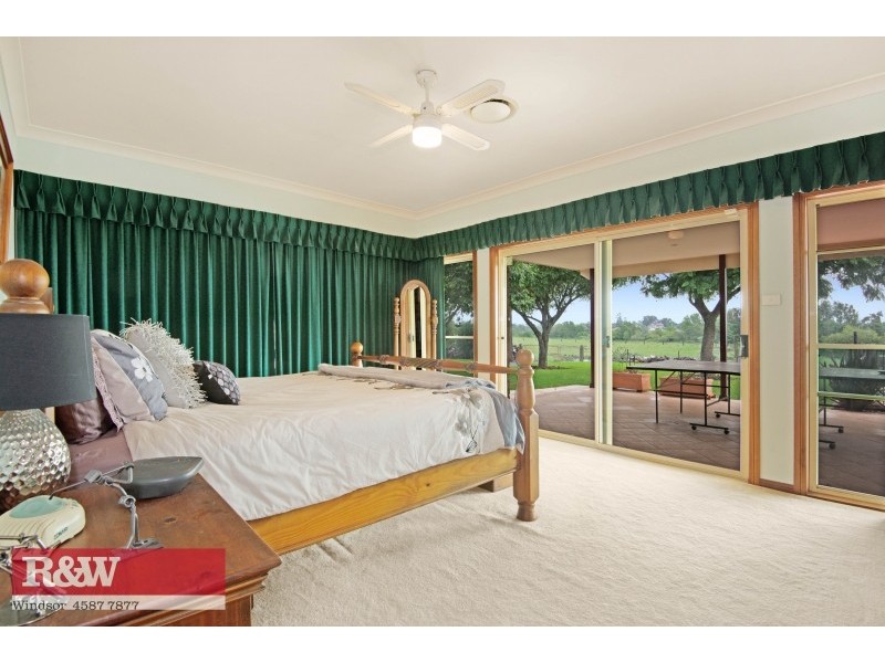 27 Winnifred Road, Mcgraths Hill NSW 2756