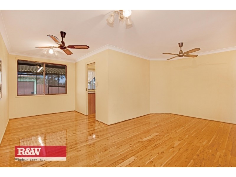3 Snailham Crescent, South Windsor NSW 2756