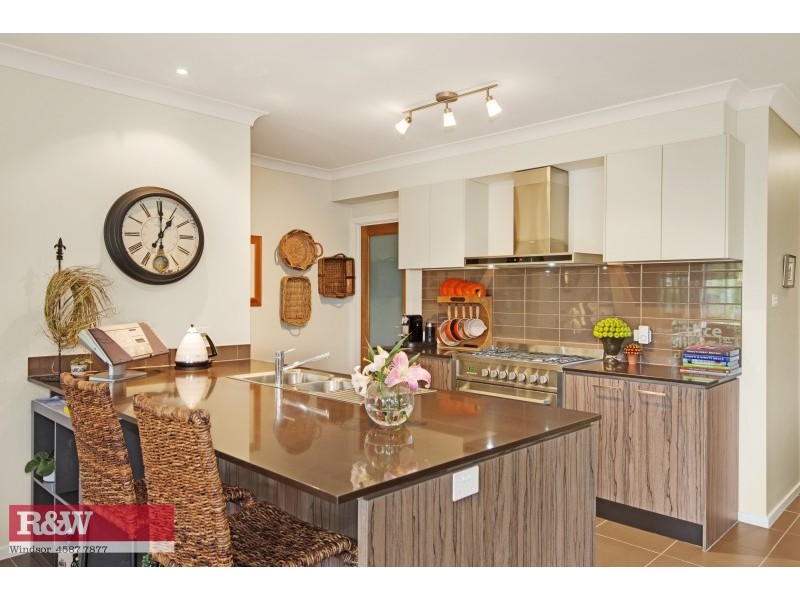 27 Shellbourne Place (Waterside Estate), Cranebrook NSW 2749