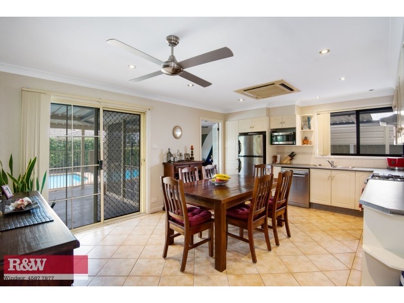 2 Smallwood Avenue, Mcgraths Hill NSW 2756