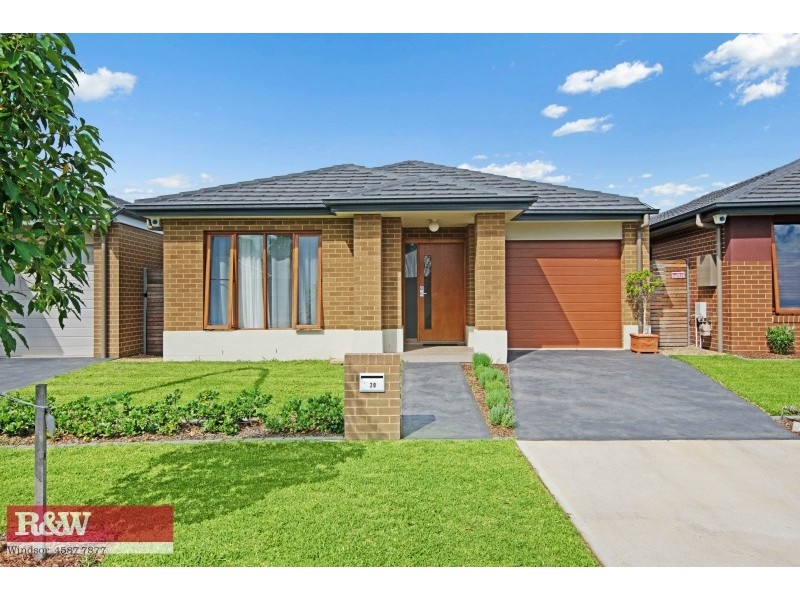 28 Shellbourne Place, Cranebrook NSW 2749