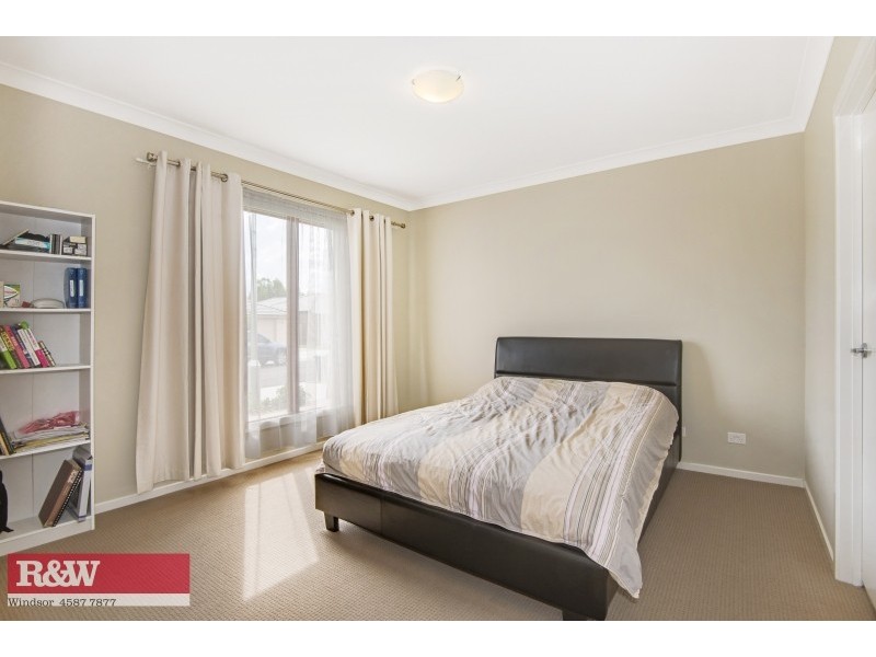 28 Shellbourne Place, Cranebrook NSW 2749