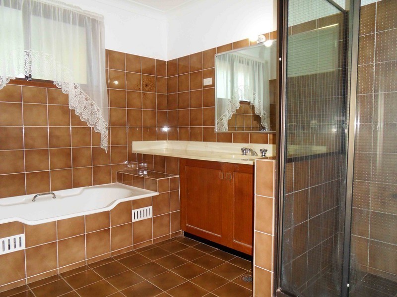 2 Lawson Place, Castle Hill NSW 2154