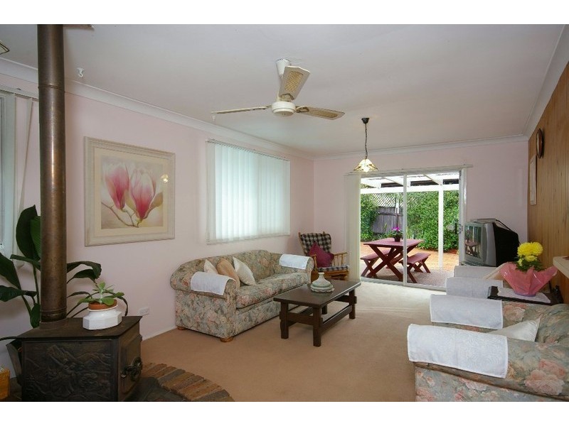 8 Paxton Place, Castle Hill NSW 2154