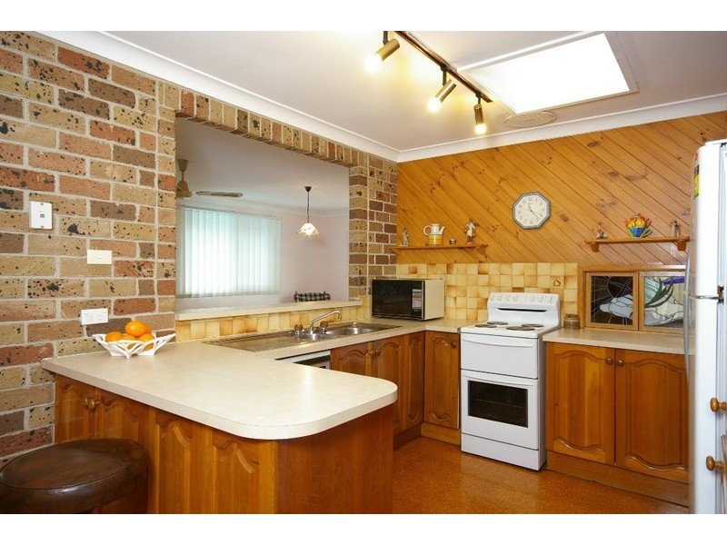 8 Paxton Place, Castle Hill NSW 2154