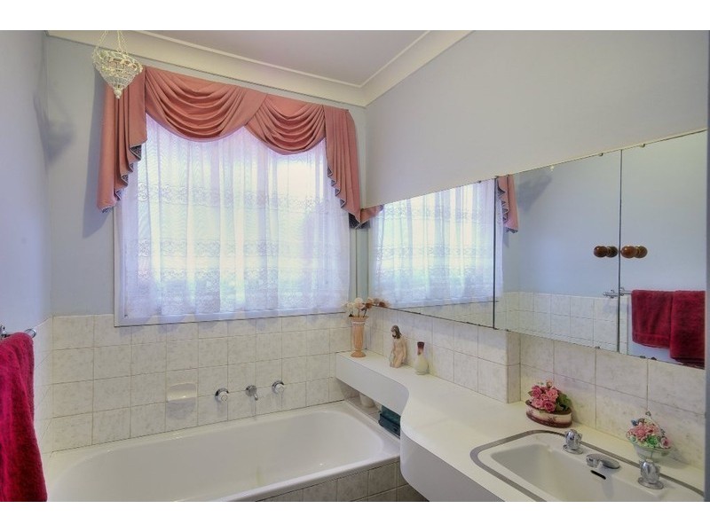 8 Paxton Place, Castle Hill NSW 2154