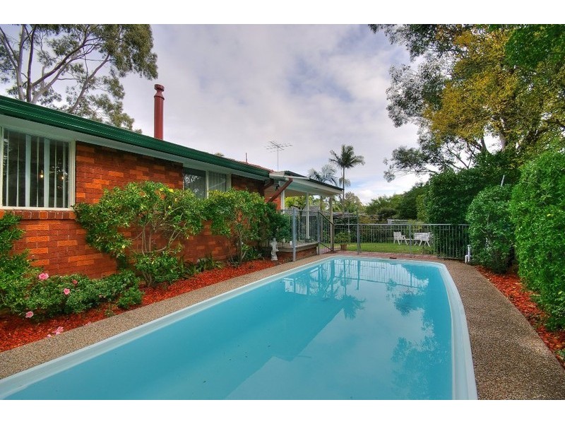 8 Paxton Place, Castle Hill NSW 2154