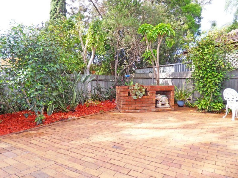 8 Paxton Place, Castle Hill NSW 2154