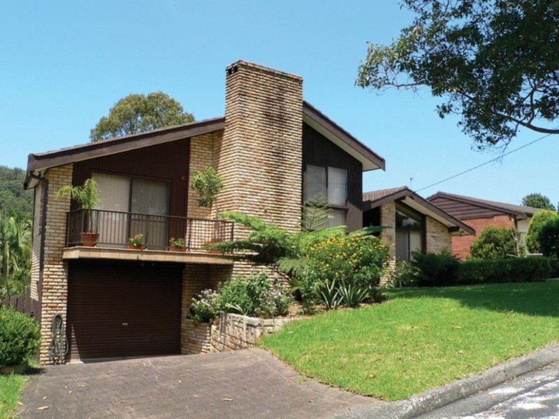 6 Craigend Avenue, Wyoming NSW 2250