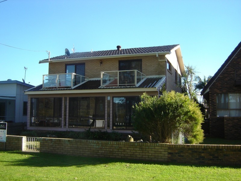 19 Paringa Avenue, Davistown NSW 2251