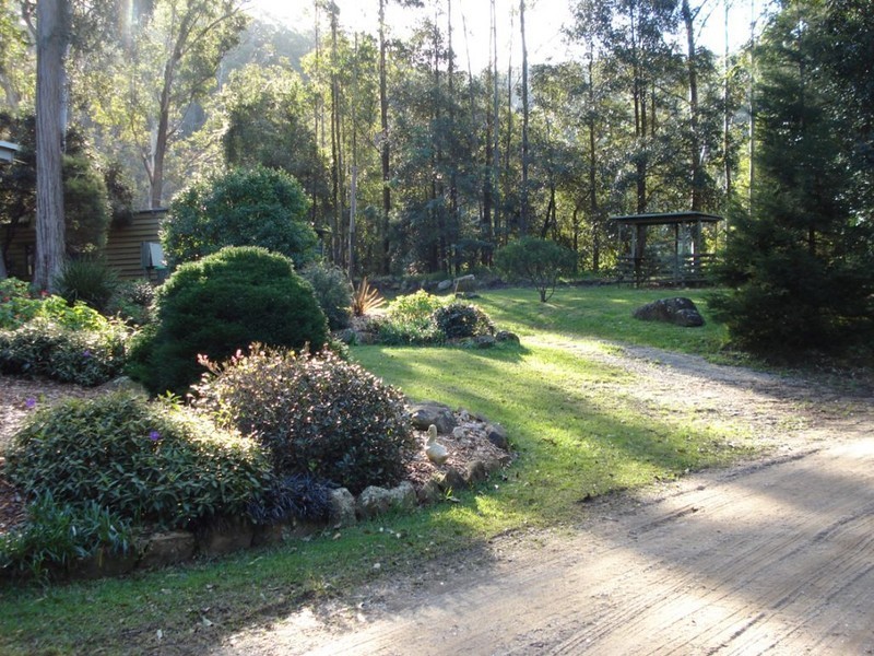 8 Berong Road, Kincumber NSW 2251