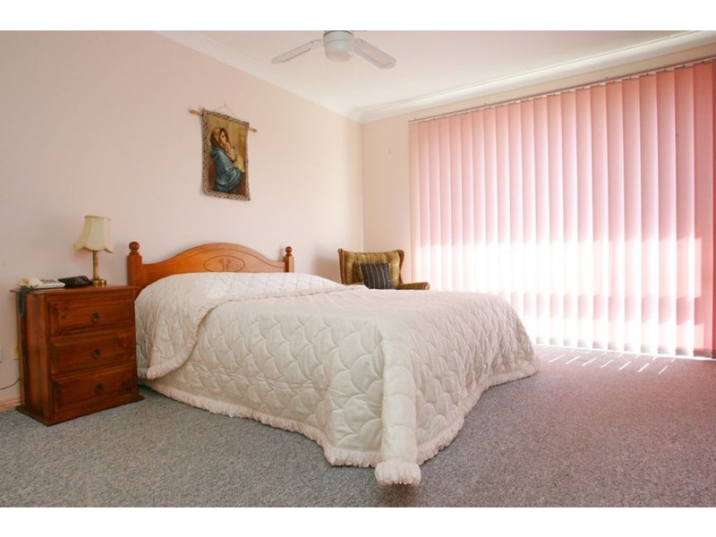 25a Katherine Crescent, Green Point NSW 2251