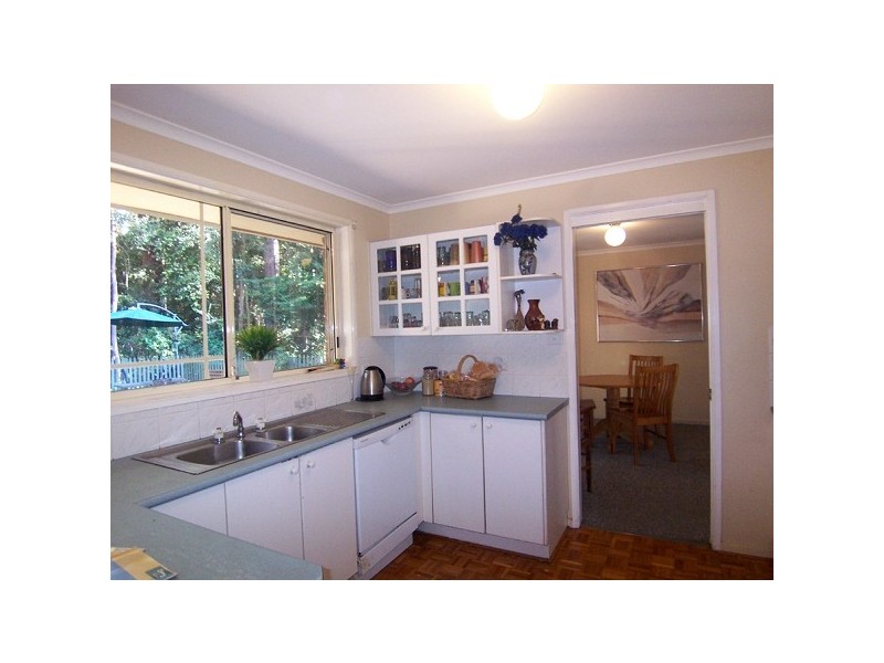 9 Legge Place, Green Point NSW 2251