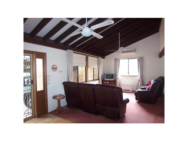 4 Kanimbla Close, Kincumber NSW 2251