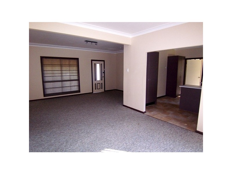 19 Oberton Street, Kincumber NSW 2251