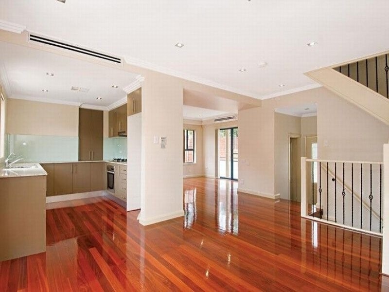 99 Adderton Rd, Carlingford NSW 2118