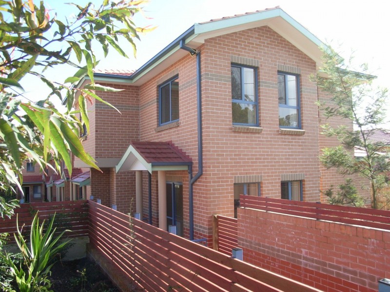 99 Adderton Rd, Carlingford NSW 2118