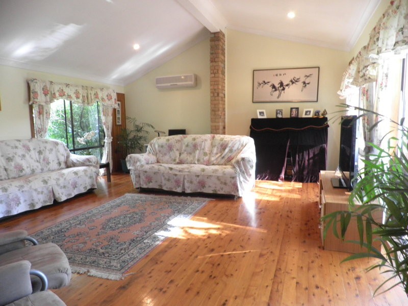 8 Gossell Grove, Carlingford NSW 2118