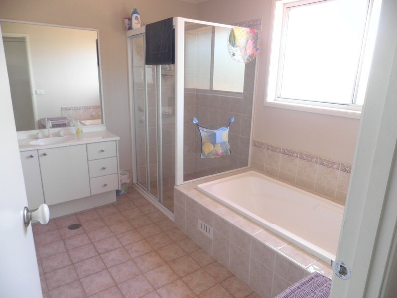 29 Macquarie Ave, Kellyville NSW 2155