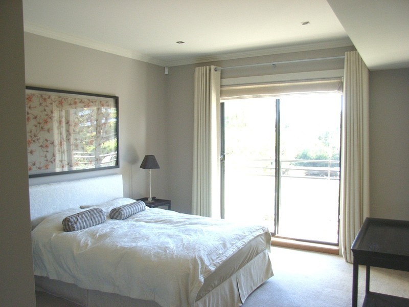2 Bay Drive, Meadowbank NSW 2114