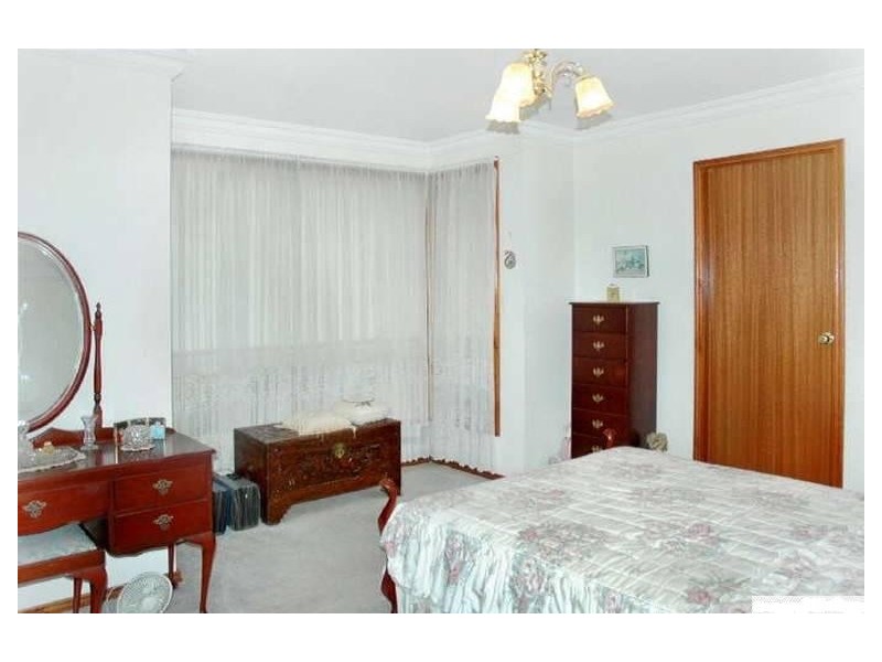 17 Vimiera Rd, Eastwood NSW 2122