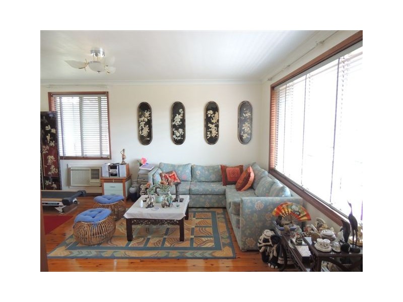 6 Charles Ct, North Rocks NSW 2151