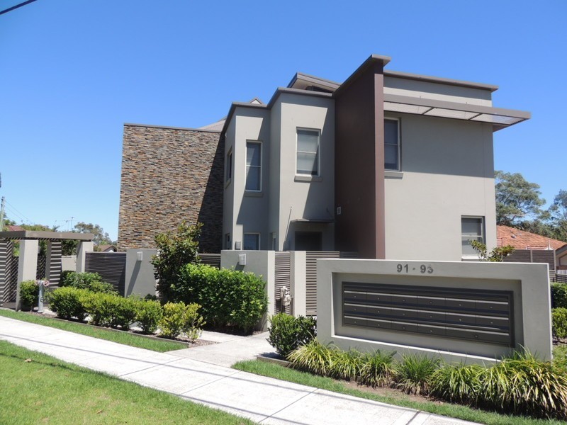 91-93 Adderton Rd, Telopea NSW 2117