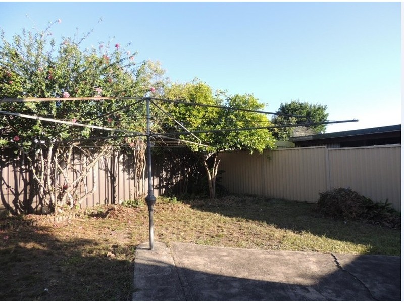 9 Boomerang St, Granville NSW 2142