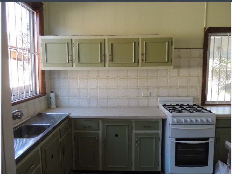 9 Boomerang St, Granville NSW 2142