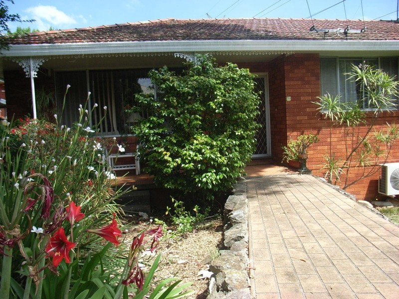 5 METCALF AVE, Carlingford NSW 2118