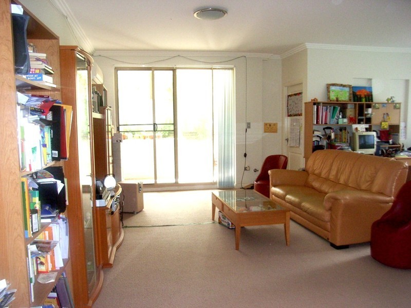 27/1 Young Road, Carlingford NSW 2118